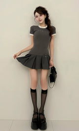 モデル：165cm（着用サイズ：FREE　着用カラー：GRY）