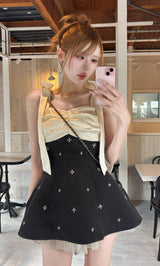 モデル：165cm（着用サイズ：FREE　着用カラー：BLK）