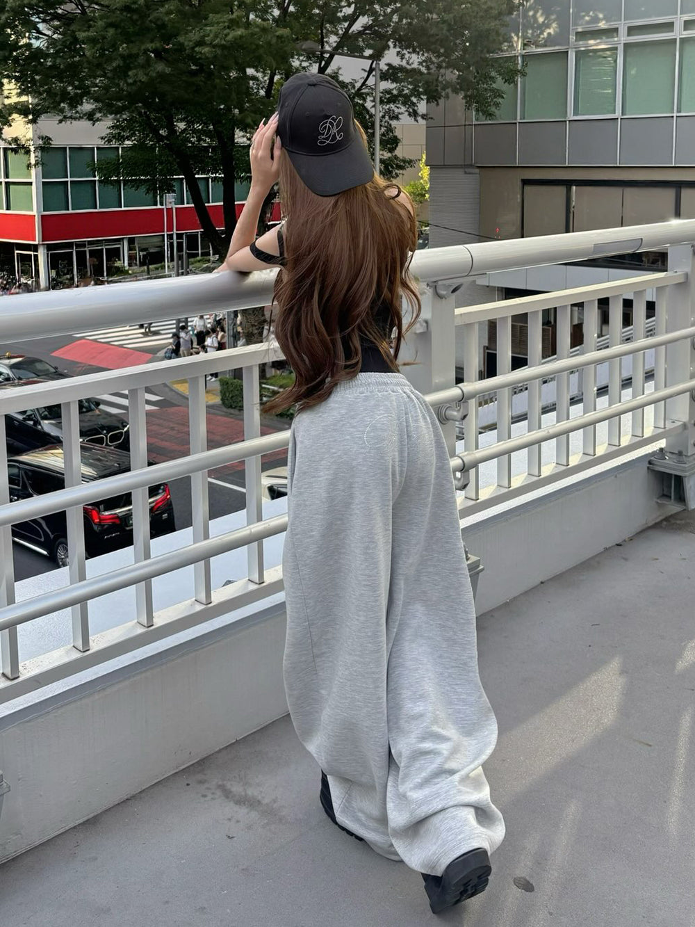 モデル：158cm（着用サイズ：FREE　着用カラー：GRY）