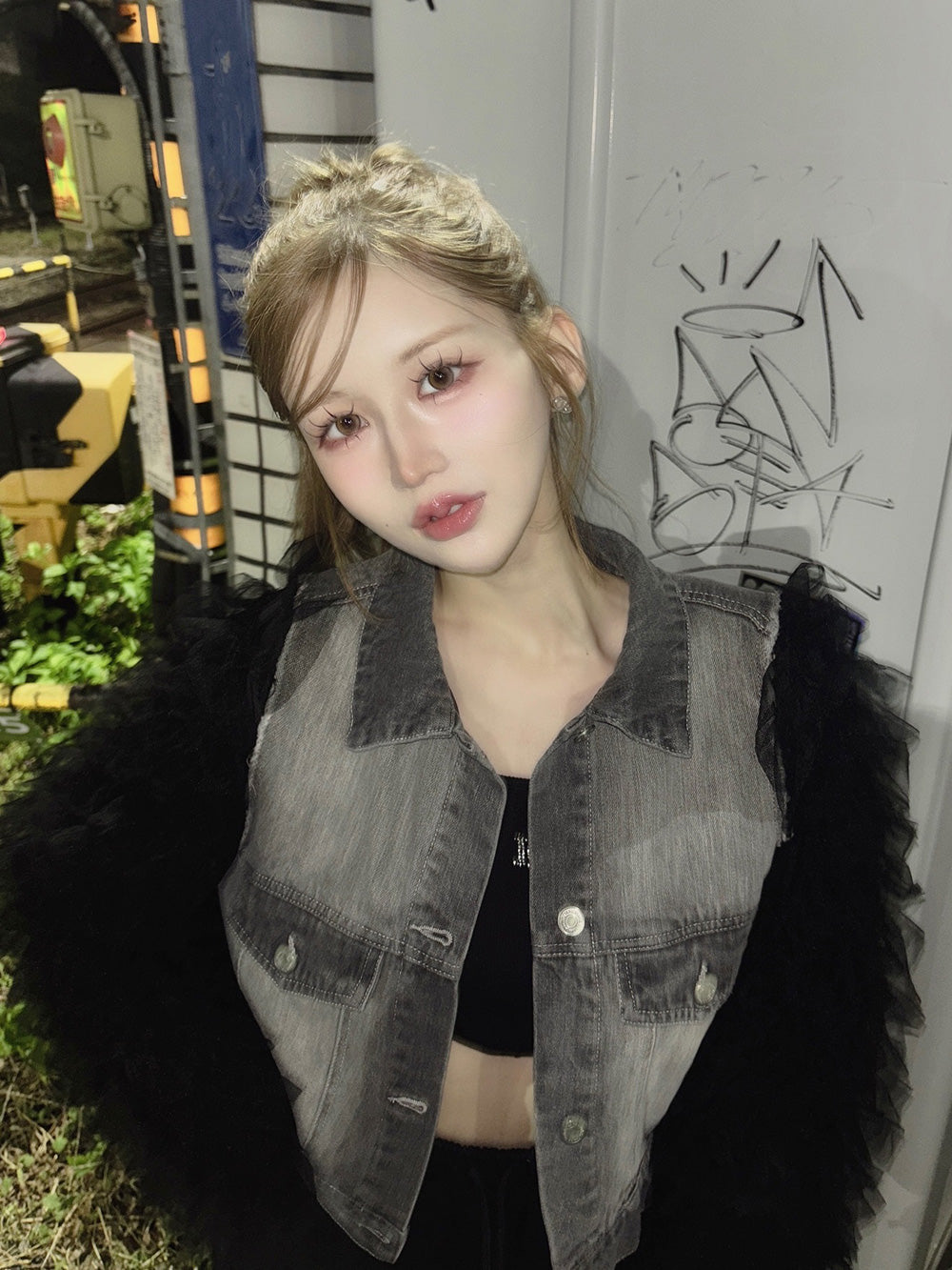 モデル：164cm（着用サイズ：FREE　着用カラー：BLK）