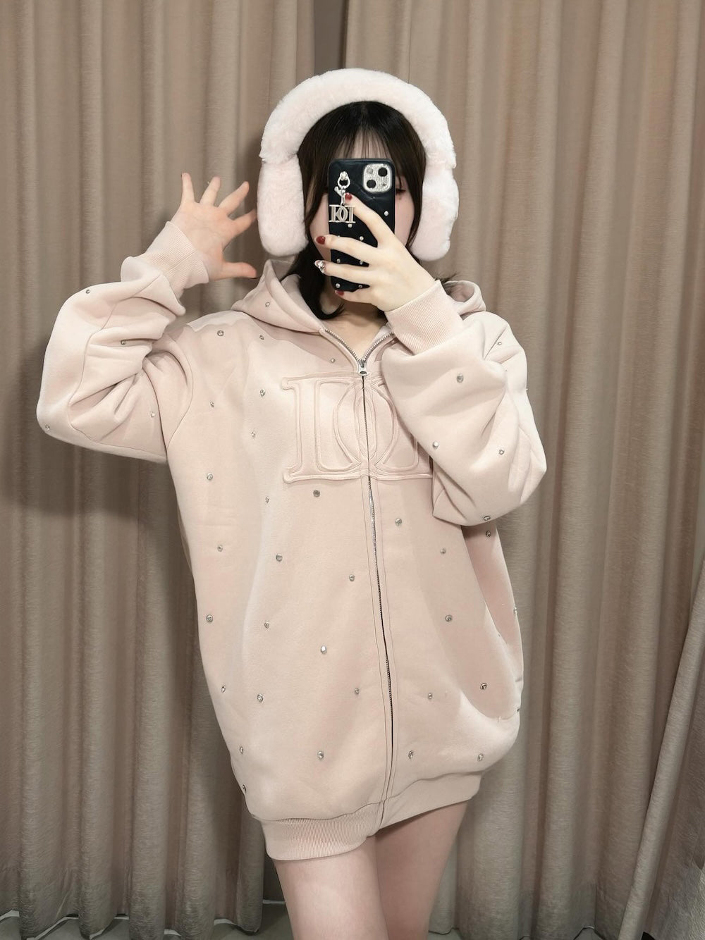 モデル：164cm（着用サイズ：FREE　着用カラー：PNK）