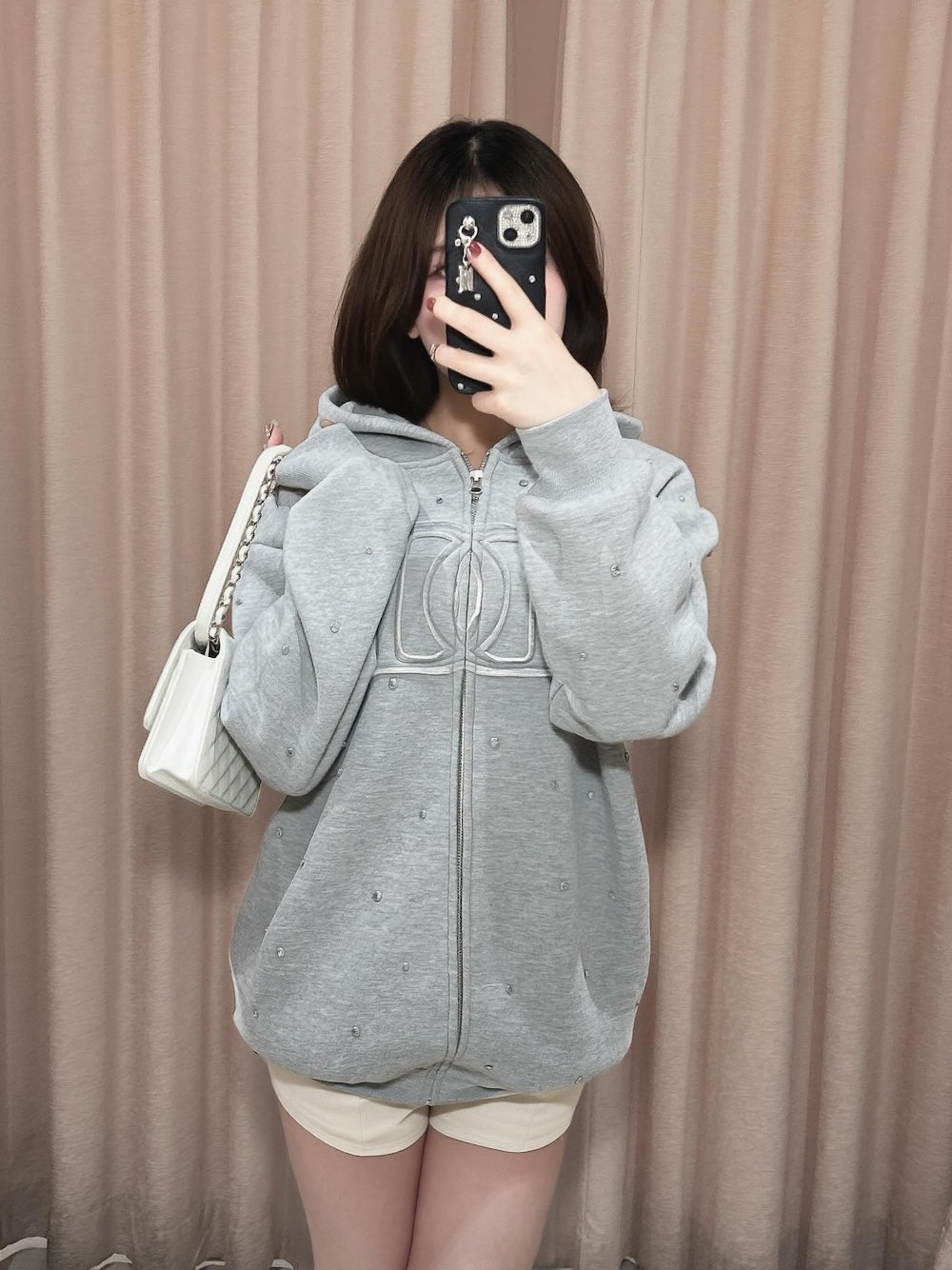 モデル：164cm（着用サイズ：FREE　着用カラー：GRY）