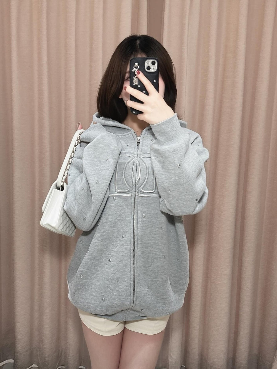 モデル：164cm（着用サイズ：FREE　着用カラー：GRY）