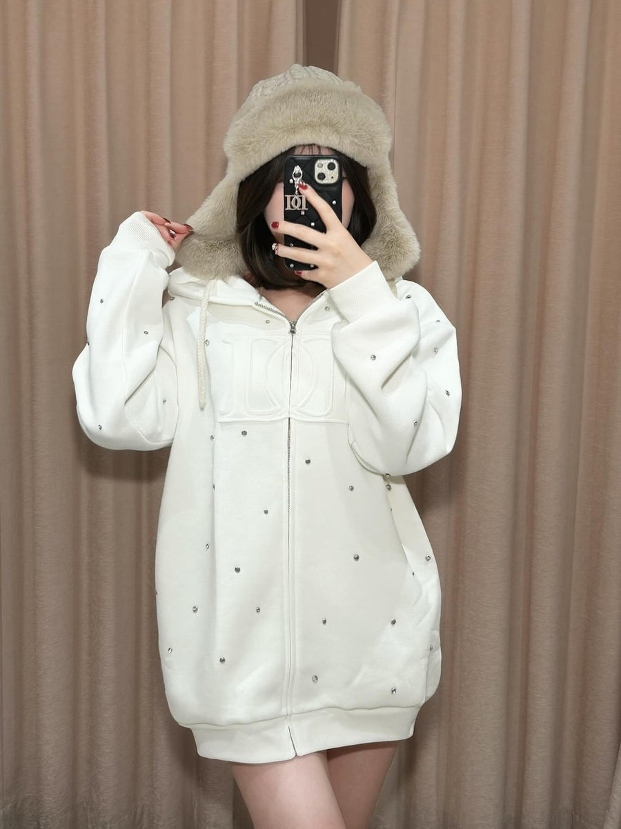 モデル：164cm（着用サイズ：FREE　着用カラー：WHT）