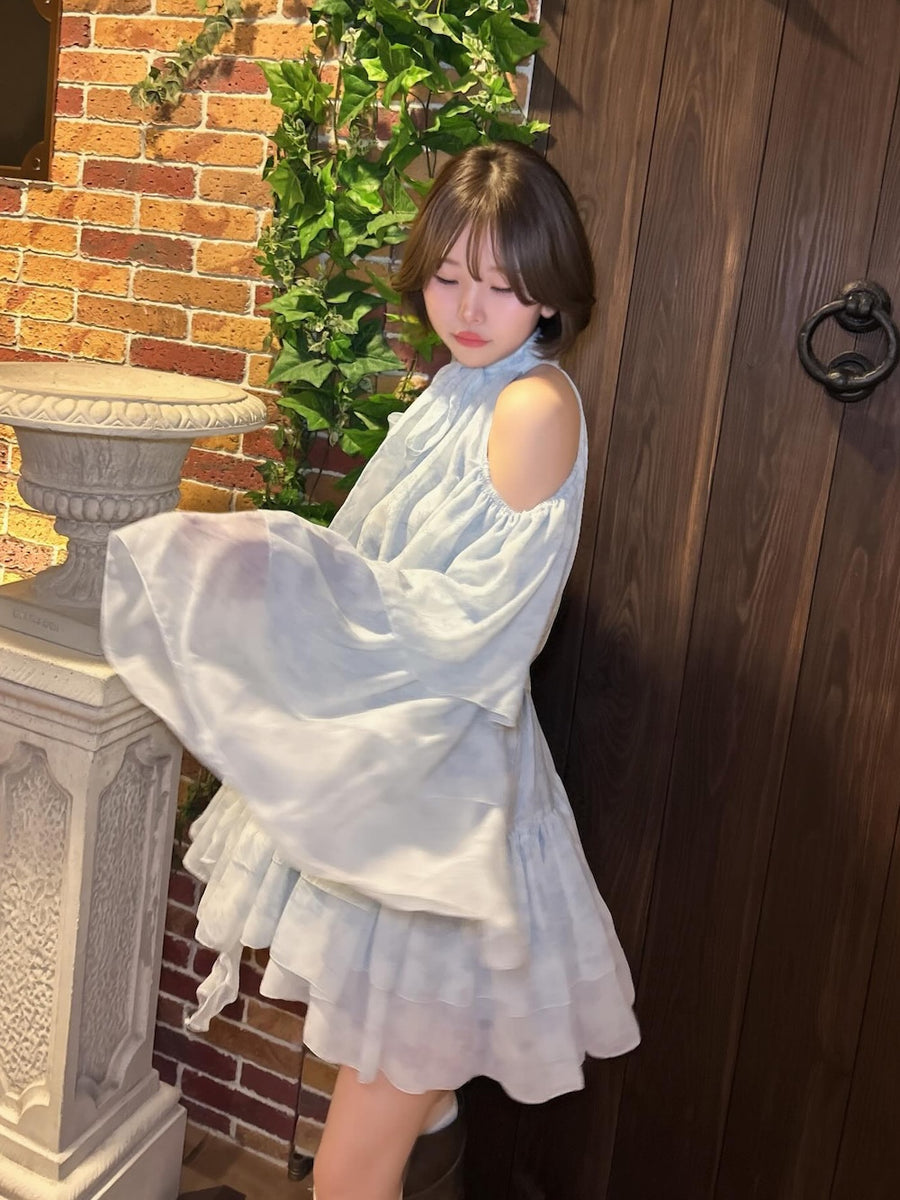 モデル：164cm（着用サイズ：FL　着用カラー：SAX）