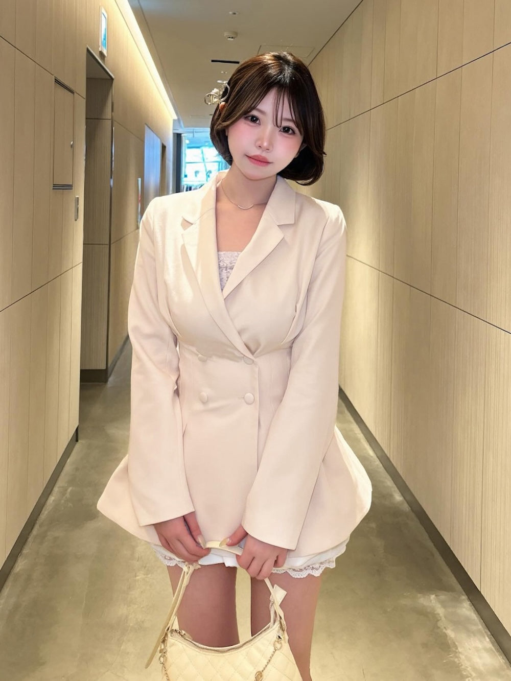 モデル：164cm（着用サイズ：FREE　着用カラー：IVO）