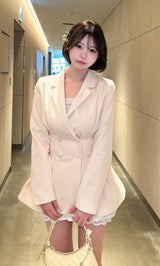 モデル：164cm（着用サイズ：FREE　着用カラー：IVO）