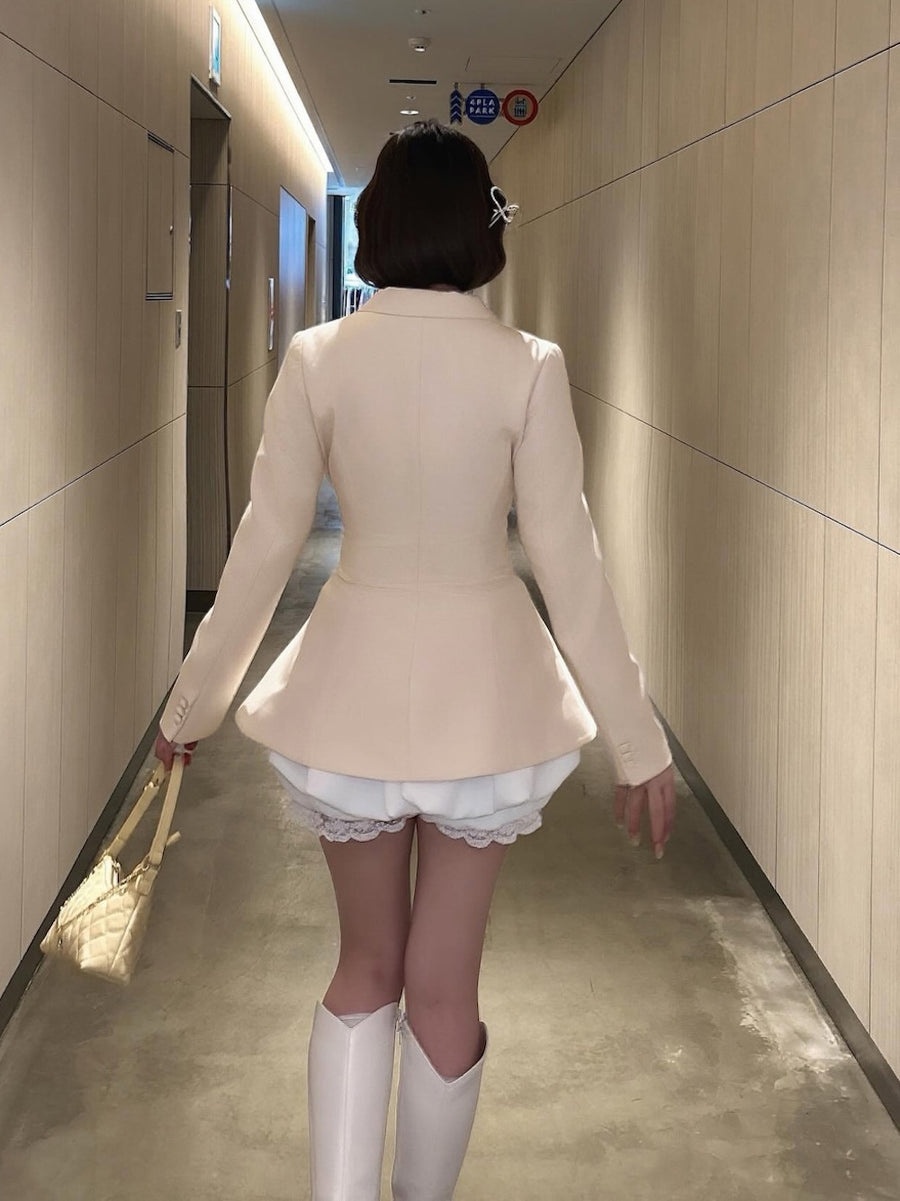 モデル：164cm（着用サイズ：FREE　着用カラー：IVO）