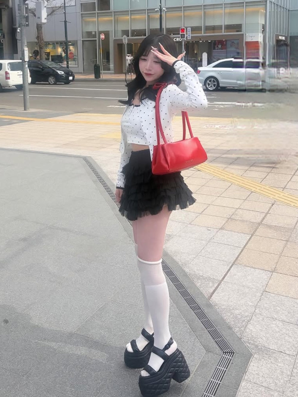 モデル：155cm（着用サイズ：FREE　着用カラー：WHT）