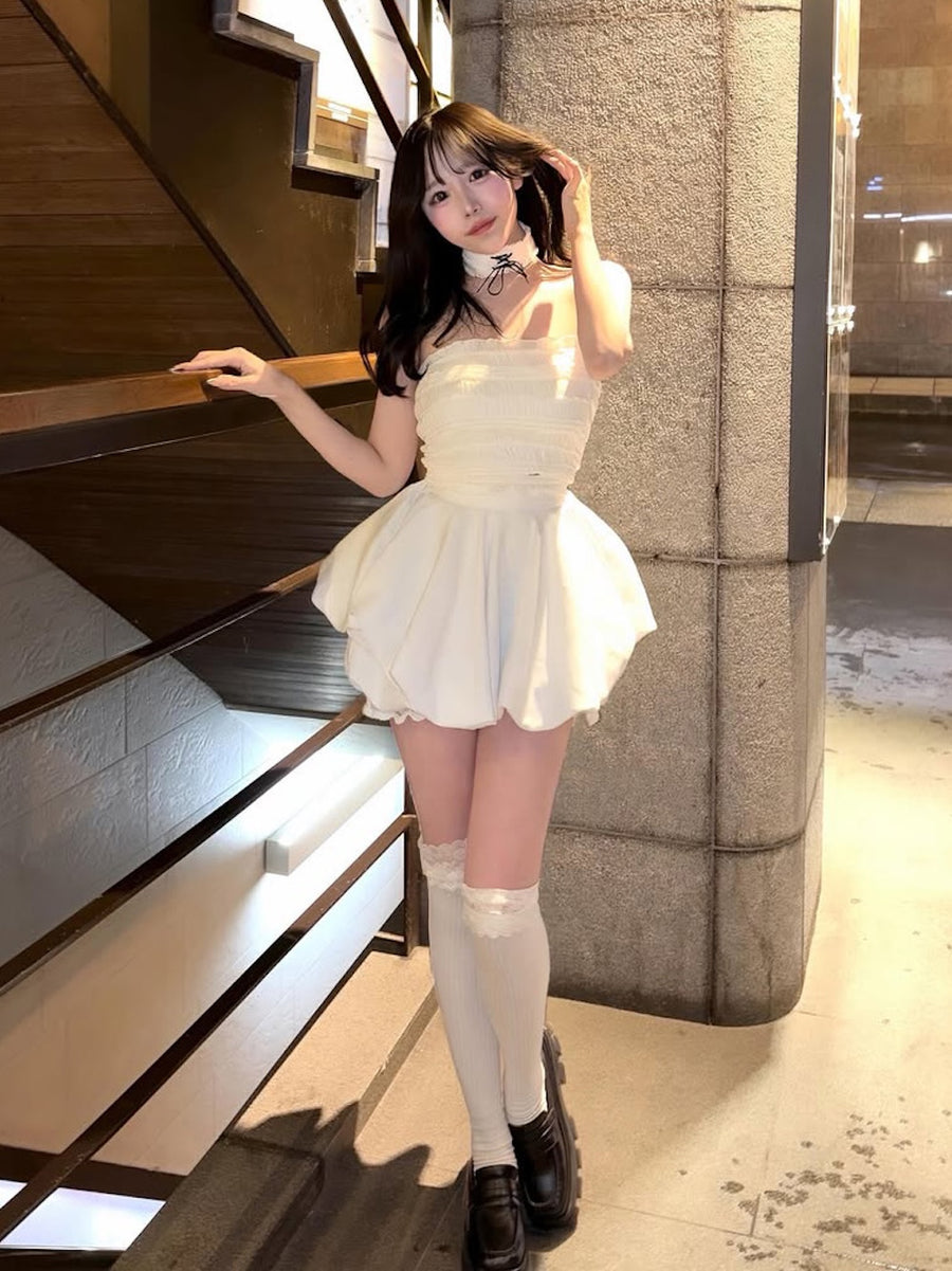 モデル：155cm（着用サイズ：FREE　着用カラー：IVO）