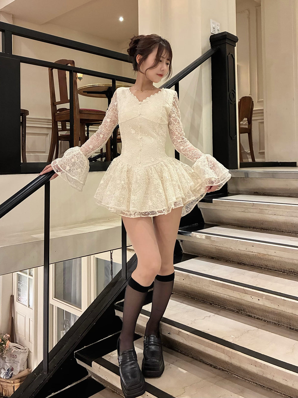 モデル：160cm（着用サイズ：FREE　着用カラー：IVO）