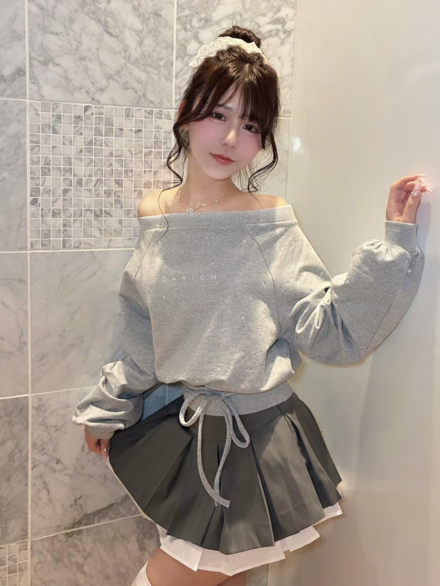 モデル：160cm（着用サイズ：S　着用カラー：GRY）