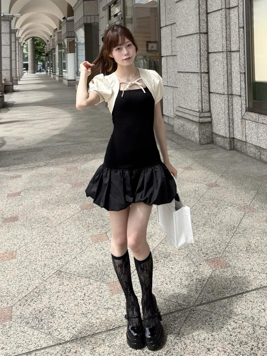 モデル：161cm（着用サイズ：FREE　着用カラー：BLK）