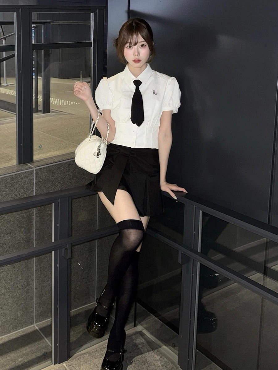 モデル：161cm（着用サイズ：S　着用カラー：BLK）