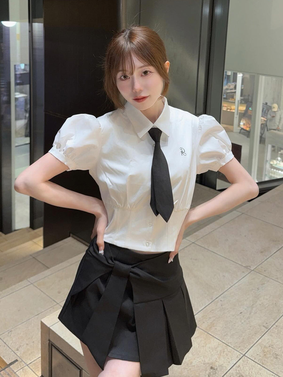 モデル：161cm（着用サイズ：FREE　着用カラー：WHT）