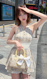 モデル：158cm（着用サイズ：FREE　着用カラー：BEG）