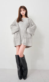 モデル：159cm（着用サイズ：FREE　着用カラー：GRY）