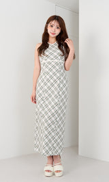 モデル：159cm（着用サイズ：FREE　着用カラー：GRN）