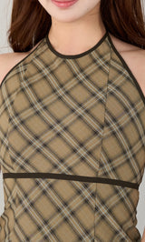 モデル：159cm（着用サイズ：FREE　着用カラー：BEG）