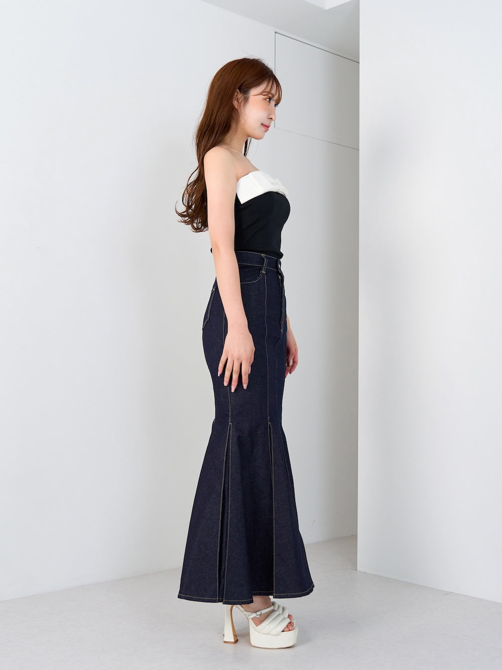 モデル：159cm（着用サイズ：FREE　着用カラー：BLK）