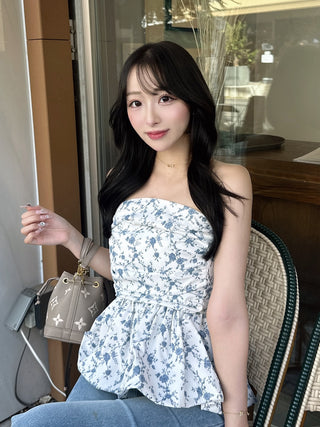 モデル：156cm（着用サイズ：FREE　着用カラー：WHT）