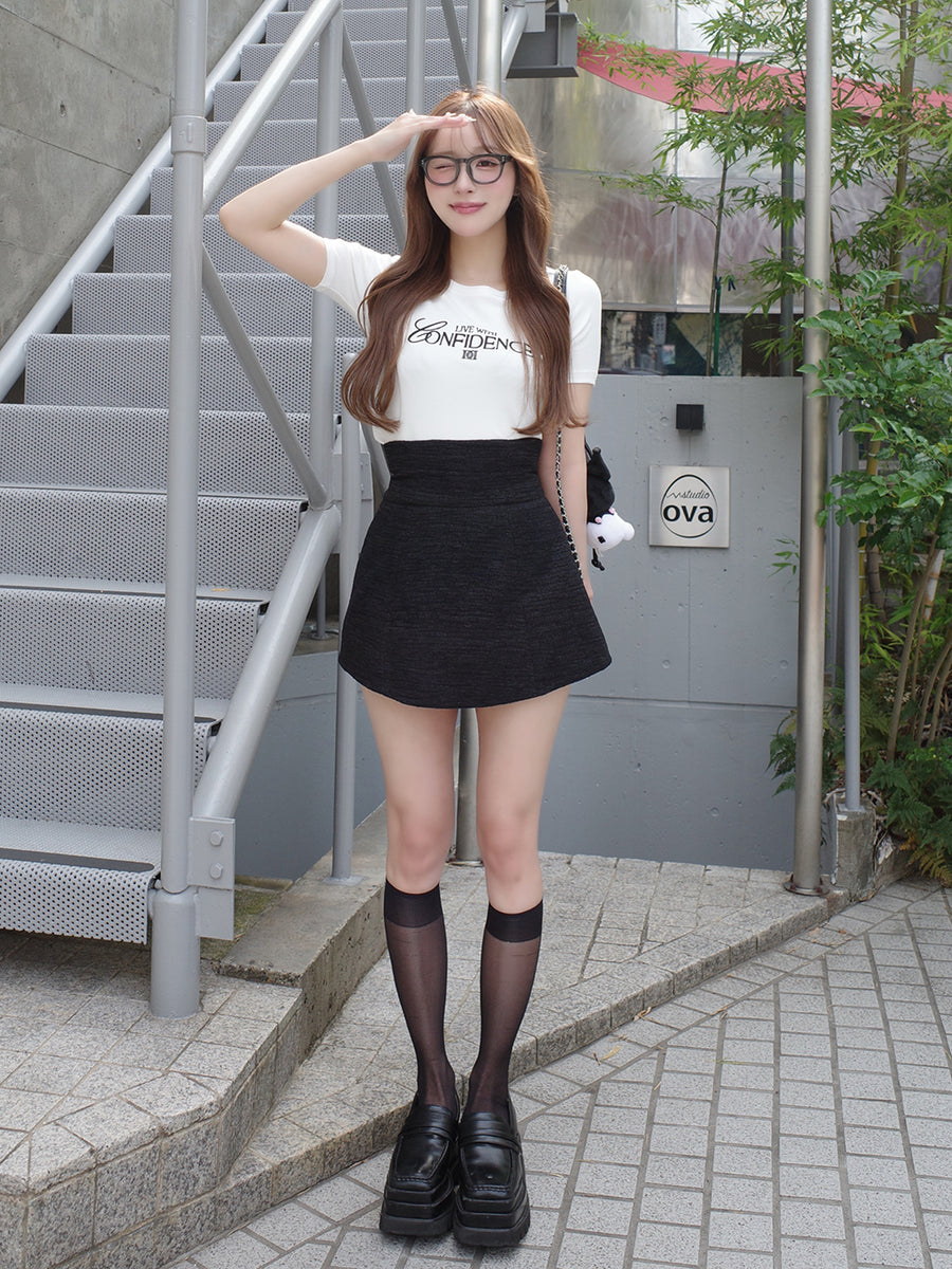 モデル：156cm（着用サイズ：S　着用カラー：BLK）