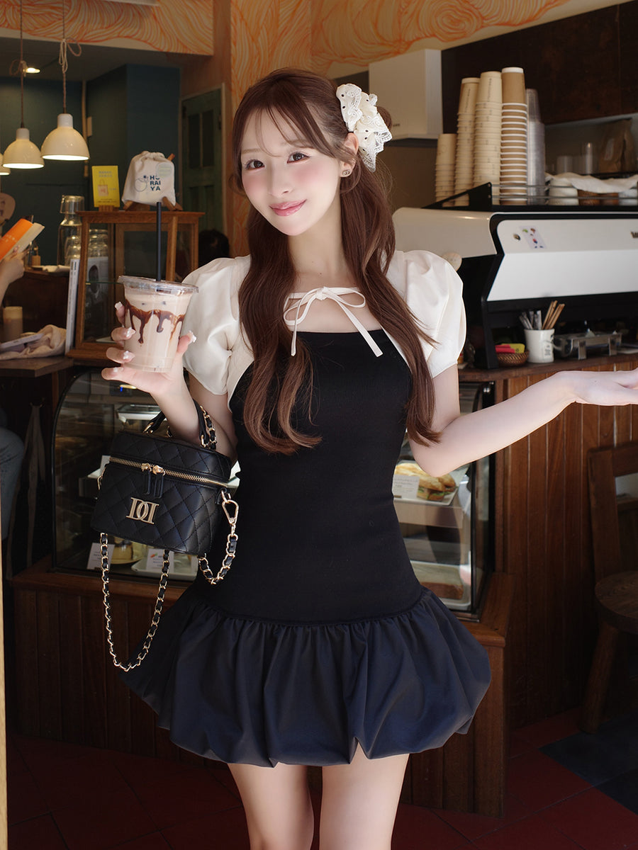 モデル：156cm（着用サイズ：FREE　着用カラー：BLK）