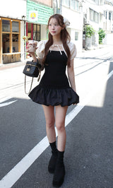 モデル：156cm（着用サイズ：FREE　着用カラー：BLK）