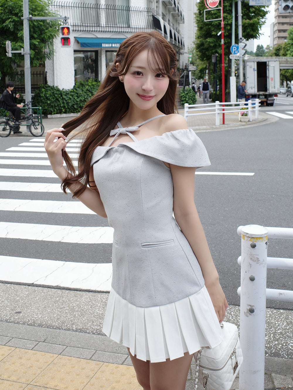 モデル：156cm（着用サイズ：FREE　着用カラー：GRY）