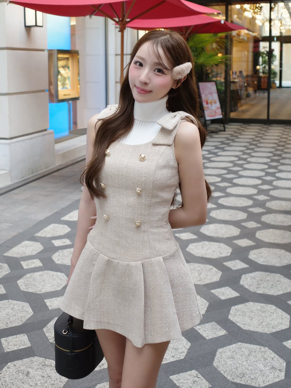 モデル：156cm（着用サイズ：FREE　着用カラー：BEG）