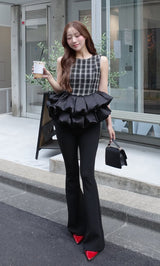 モデル：156cm（着用サイズ：FREE　着用カラー：BLK）