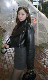 モデル：156cm（着用サイズ：FREE　着用カラー：BLK）