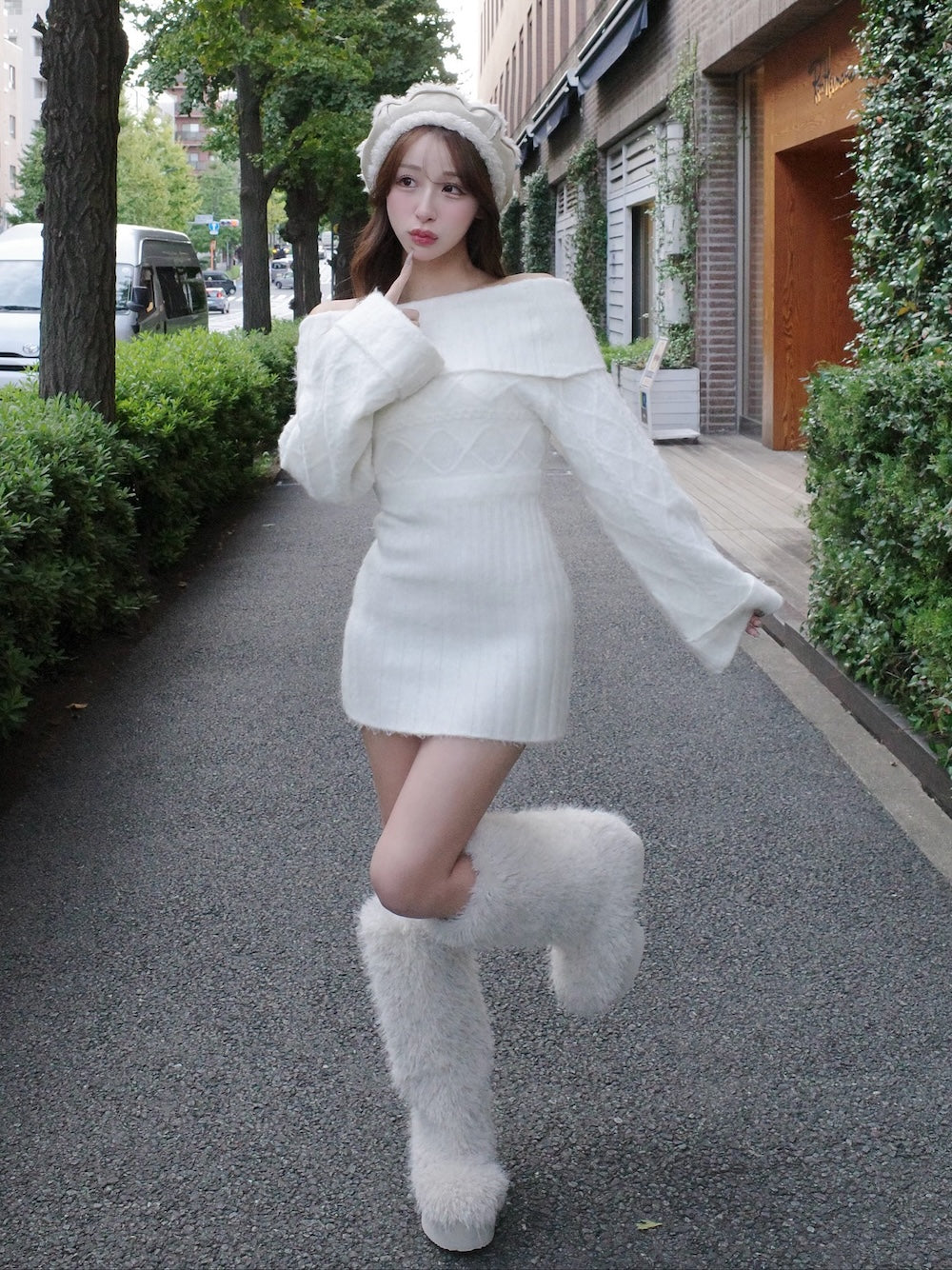 サイズ：S　カラー：IVO