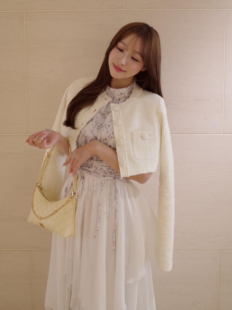 モデル：156cm（着用サイズ：FREE　着用カラー：IVO）