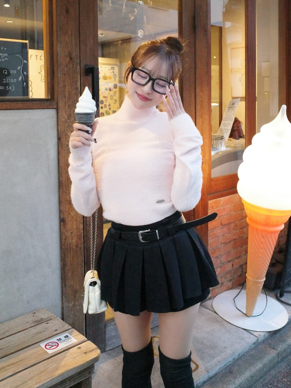 モデル：156cm（着用サイズ：FREE　着用カラー：PNK）