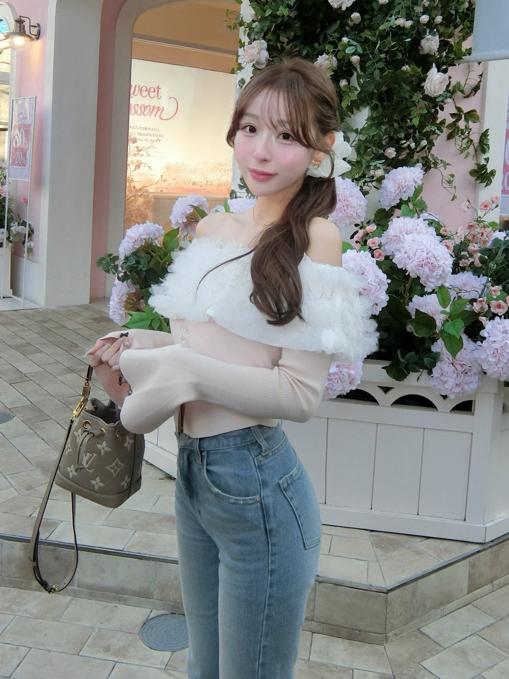 モデル：156cm（着用サイズ：FREE　着用カラー：PNK）