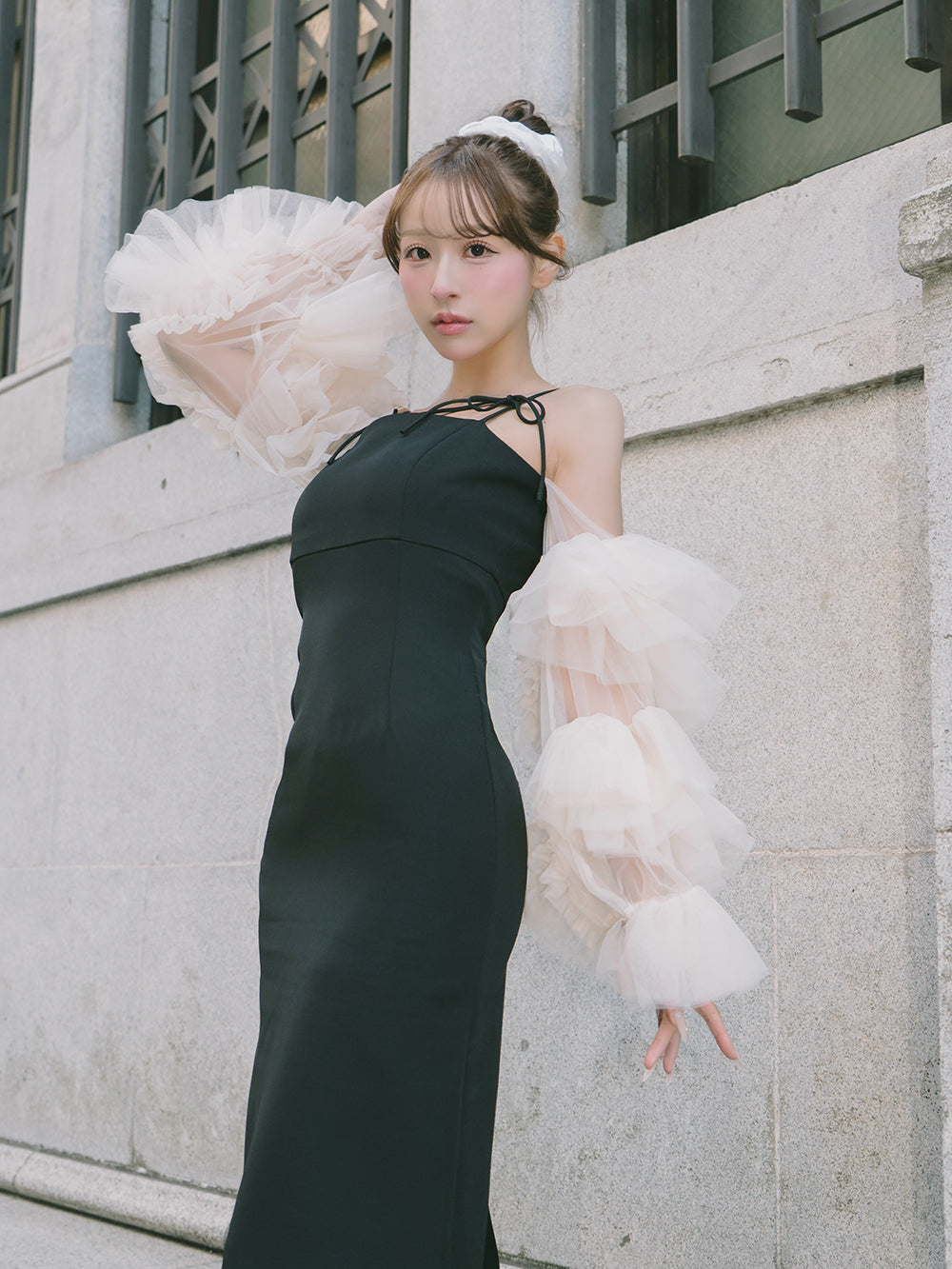 モデル：156cm（着用サイズ：FREE　着用カラー：BLK）