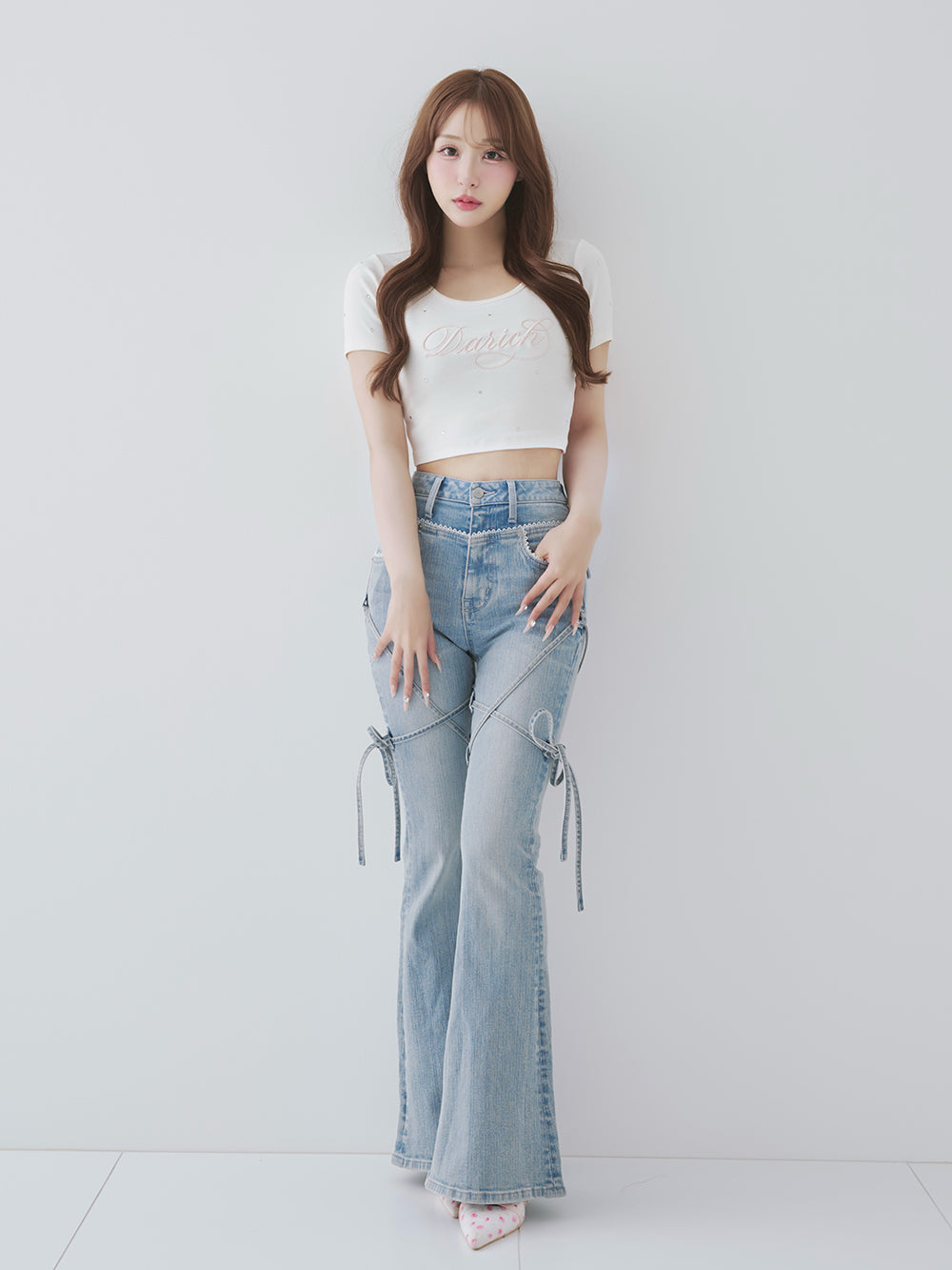 モデル：156cm（着用サイズ：FREE　着用カラー：WHT）