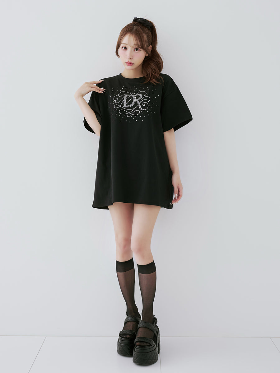 モデル：156cm（着用サイズ：FREE　着用カラー：BLK）