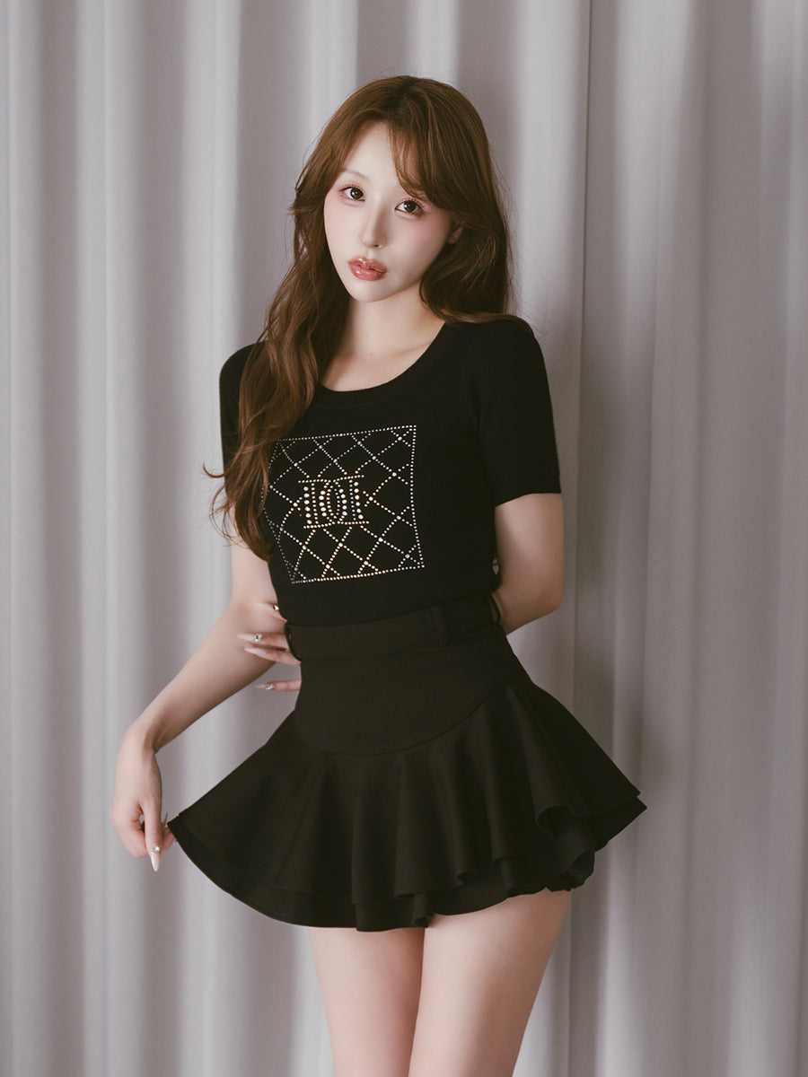 モデル：156cm（着用サイズ：S　着用カラー：BLK）