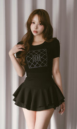 モデル：156cm（着用サイズ：FREE　着用カラー：BLK）