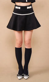 モデル：156cm（着用サイズ：S　着用カラー：BLK）
