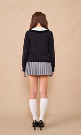 モデル：156cm（着用サイズ：FREE　着用カラー：BLK）