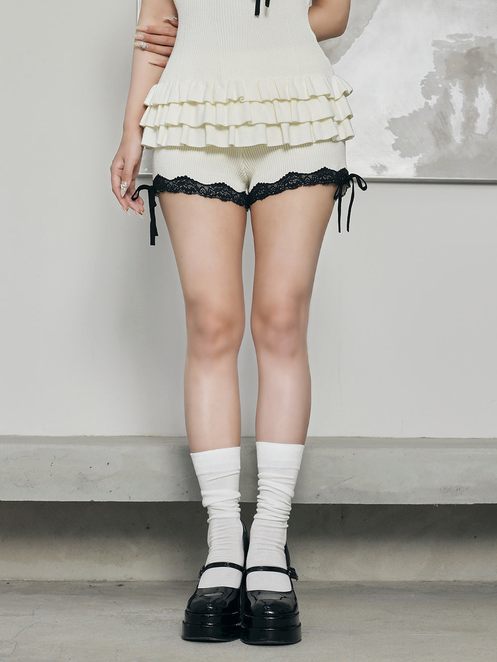 Darich ダーリッチ アシメデザインレースフリルセットアップ アシメデザインレースフリルセットアップ – Darich