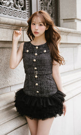 モデル：156cm（着用サイズ：FREE　着用カラー：BLK）