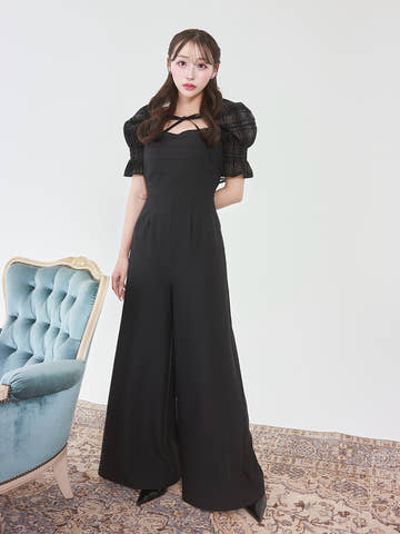 モデル：156cm（着用サイズ：FREE　着用カラー：BLK）