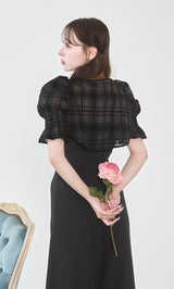 モデル：156cm（着用サイズ：FREE　着用カラー：BLK）
