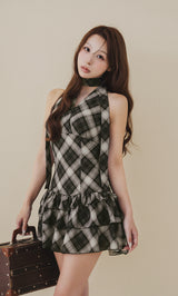 モデル：156cm（着用サイズ：FREE　着用カラー：BLK）