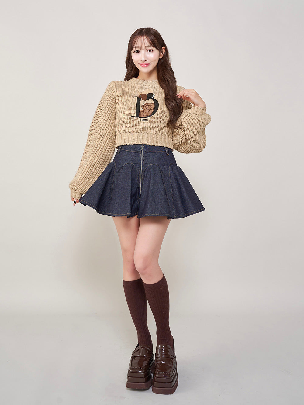 モデル：156cm（着用サイズ：FREE　着用カラー：BEG）