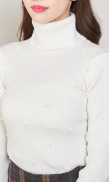 モデル：156cm（着用サイズ：FREE　着用カラー：WHT）